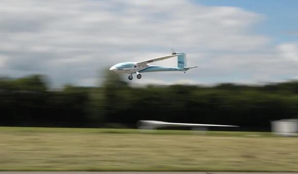 學(xué)生成功開發(fā)液氫動(dòng)力飛行