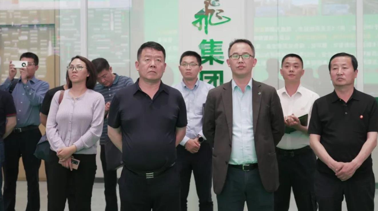 鵬飛集團(tuán)攜手上海電氣，氫能產(chǎn)業(yè)合作駛?cè)肟燔嚨?jpg